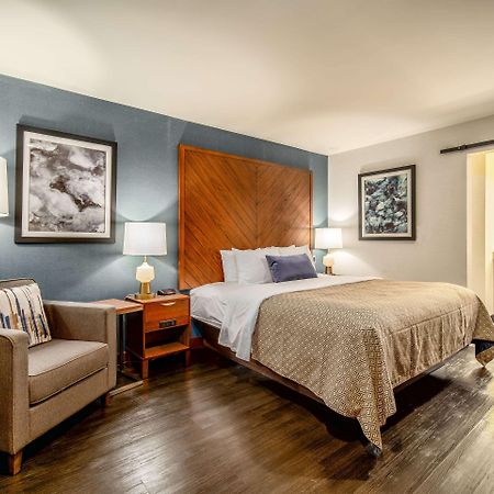 818 Hotel + Pool, Ascend Hotel Collection By Choice Los Angeles Bagian luar foto