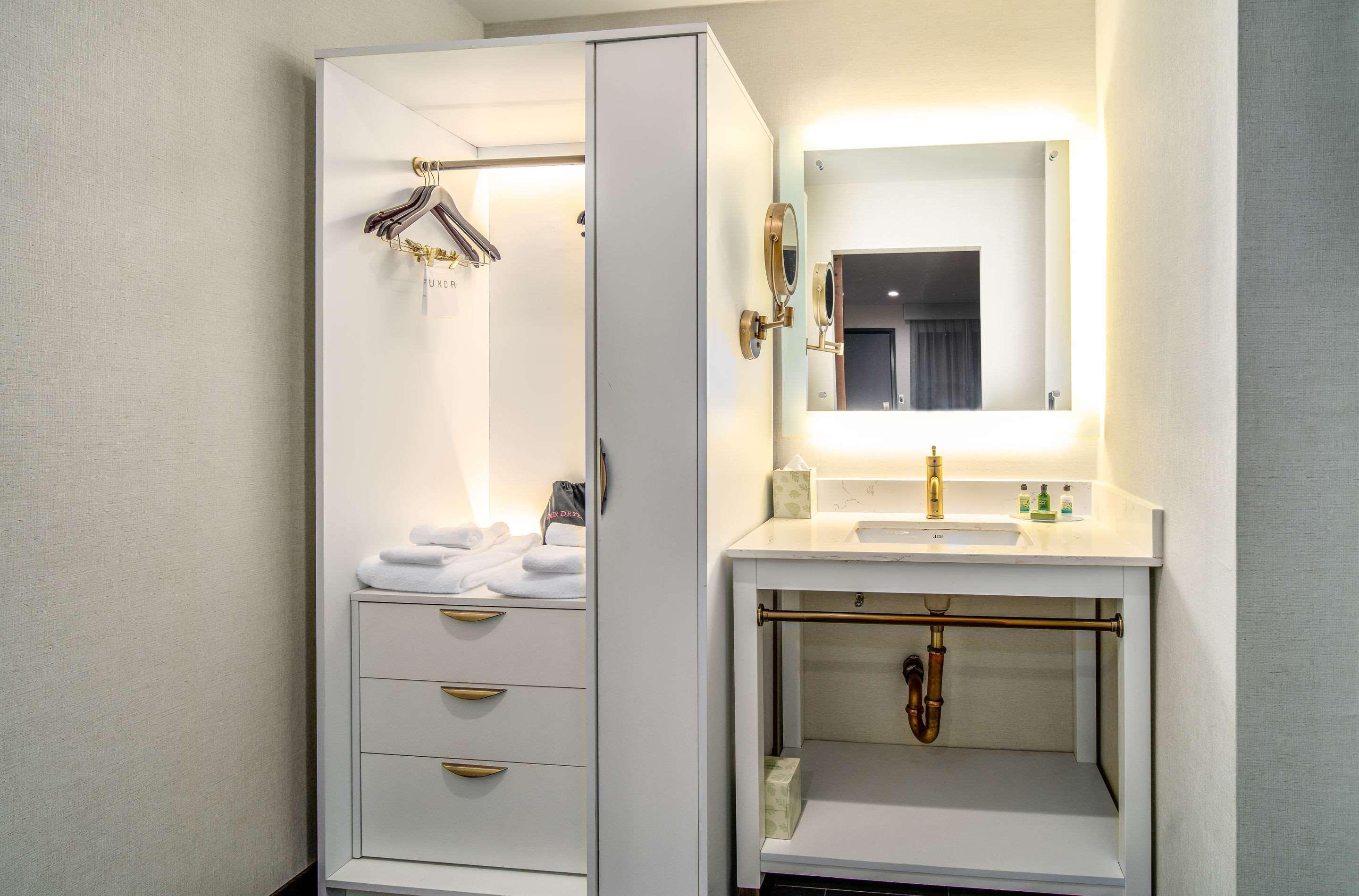 818 Hotel + Pool, Ascend Hotel Collection By Choice Los Angeles Bagian luar foto