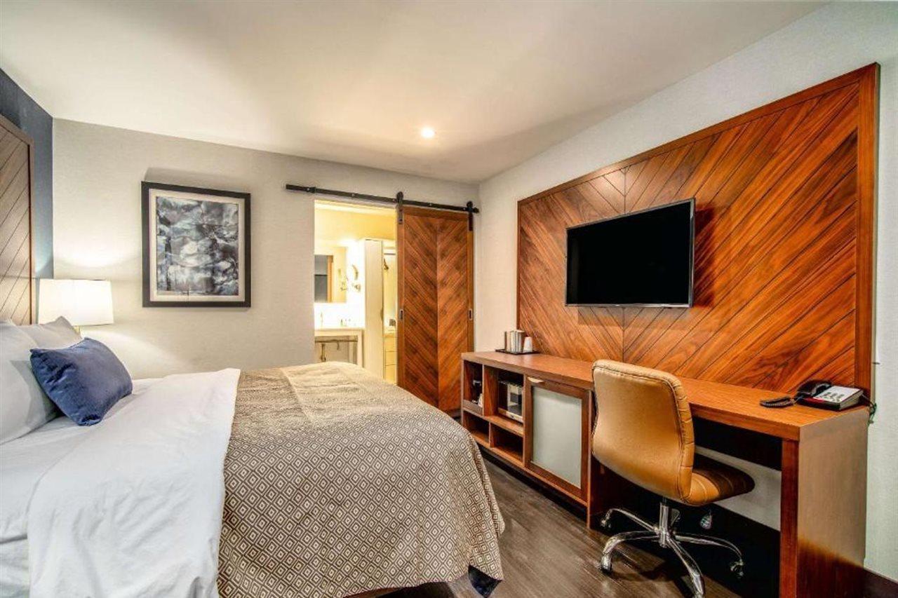 818 Hotel + Pool, Ascend Hotel Collection By Choice Los Angeles Bagian luar foto